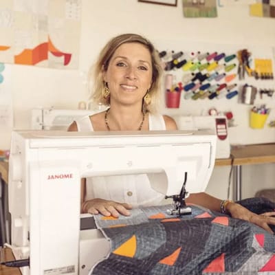 Meet Carolina Oneto and Win!